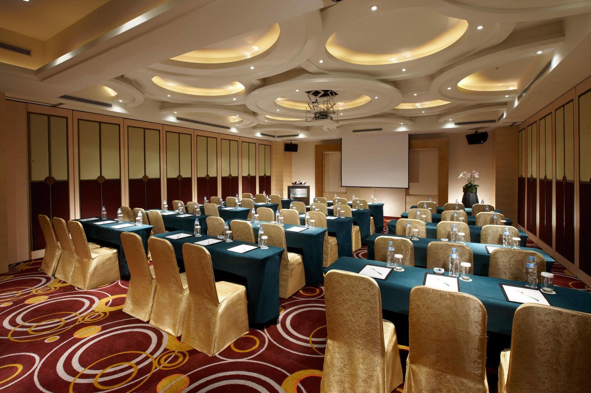 エバーグリーン リゾート ホテル ジャオシー 礁渓郷 エクステリア 写真 A meeting room at a hotel